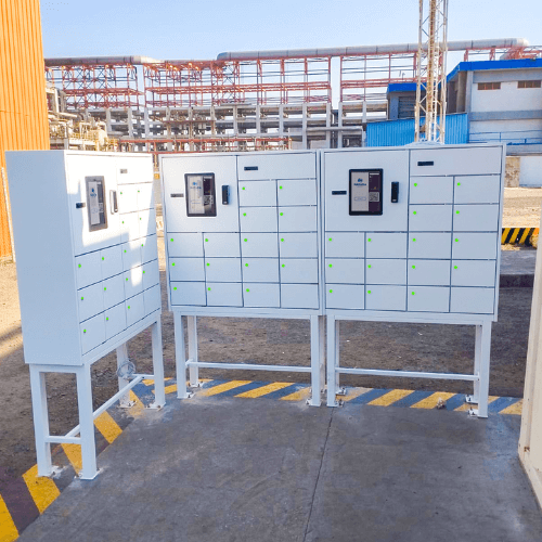 Mobile locker at factory (1)